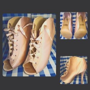 Qupid Satin Lace Bootie Pink 10